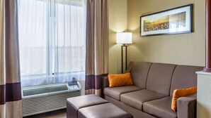 Suite, 1 King Bed with Sofa bed, Non Smoking (1 Person Sofa Bed)