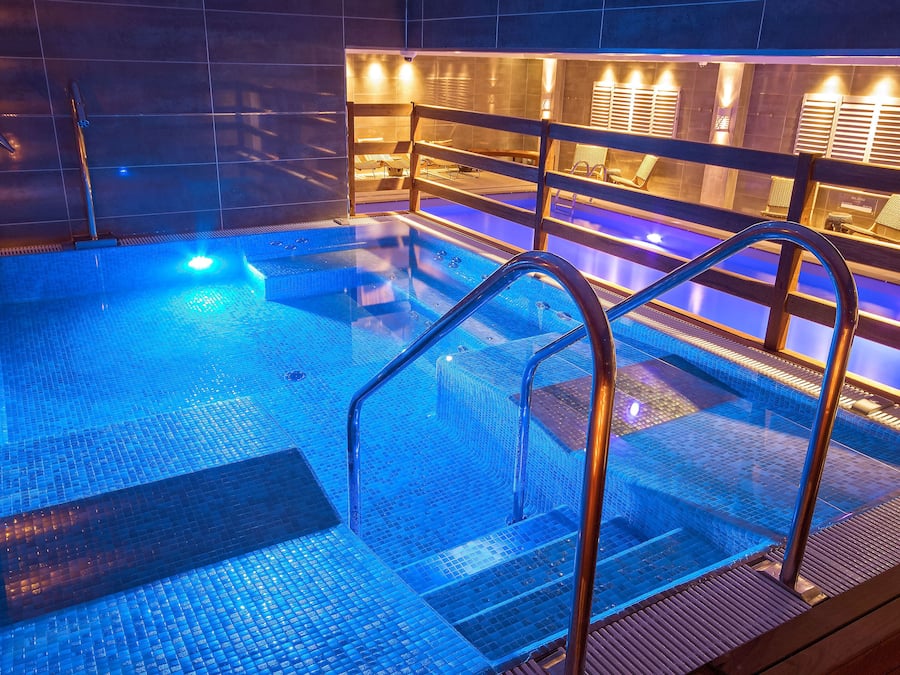 Sauna, steam room, body treatments, hydrotherapy, aromatherapy