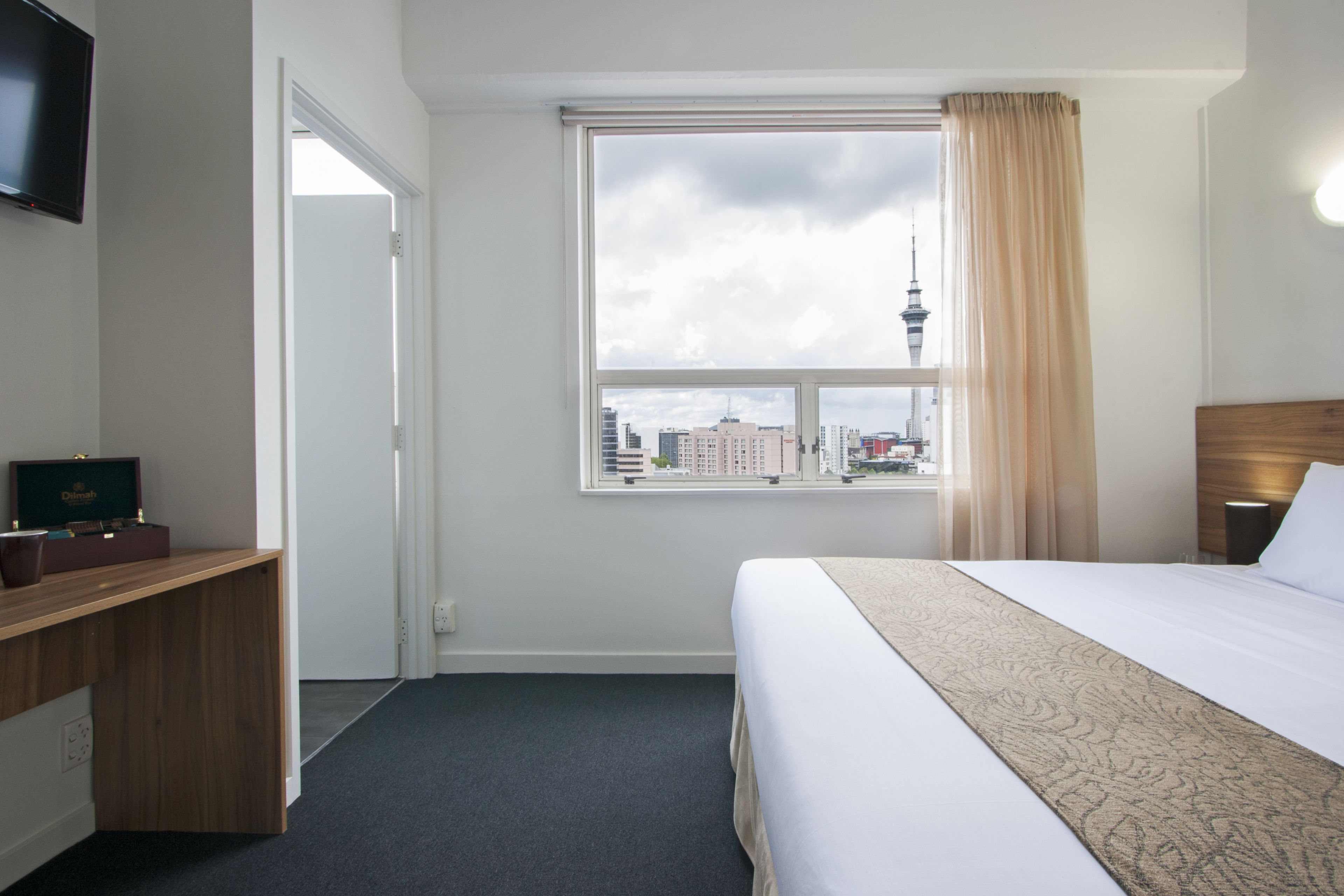 Foto - Ascotia Off Queen