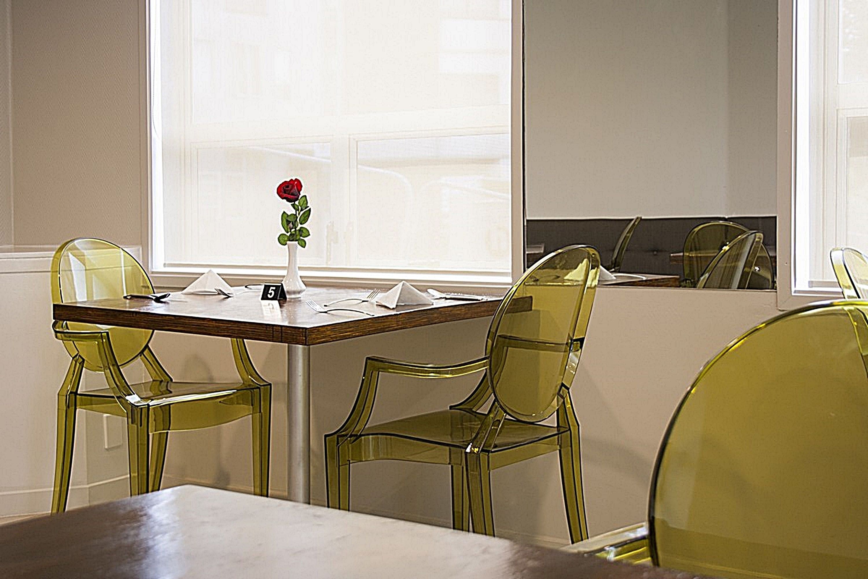 Photo - Ascotia Off Queen