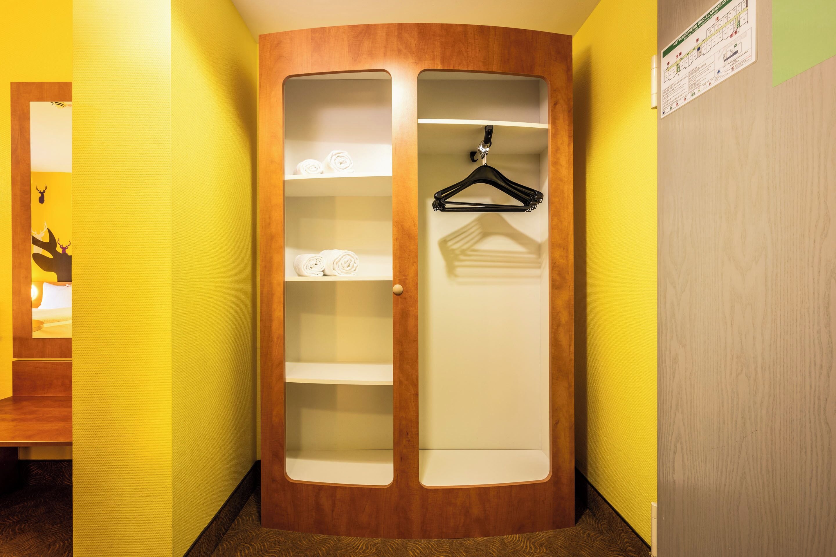 standard triple room | 1 bedroom, desk, soundproofing, free wifi