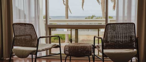 Standard Suite, 2 Bedrooms, Non Smoking, Kitchenette | Beach/ocean view