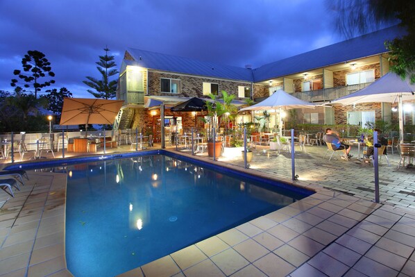 Indoor pool, outdoor pool