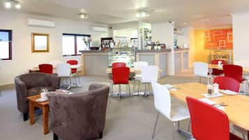 Daily to-go breakfast (AUD 10 per person)