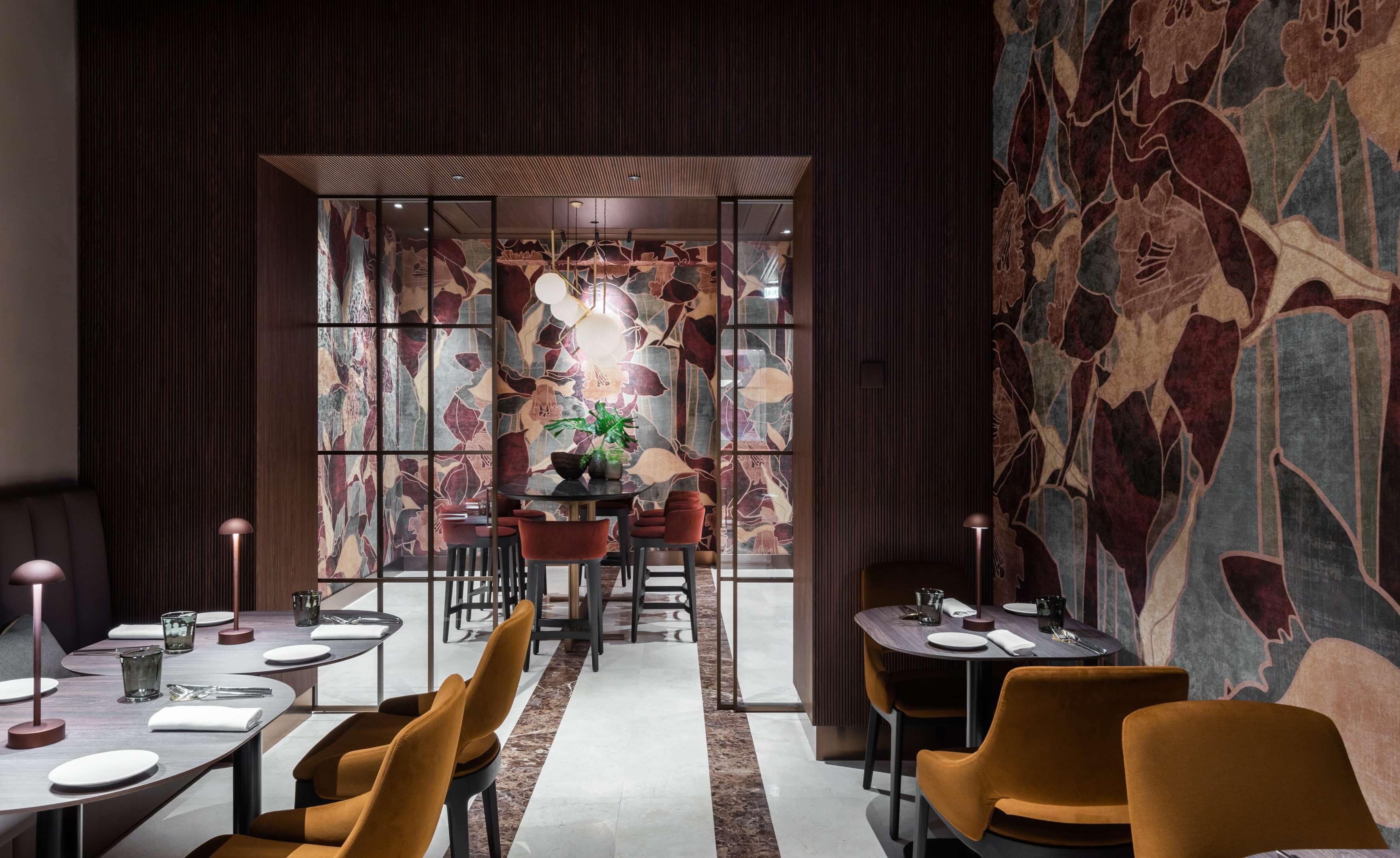 breakfast, lunch, dinner served; italian cuisine