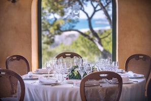 Breakfast, lunch, dinner served; Mediterranean cuisine, ocean views