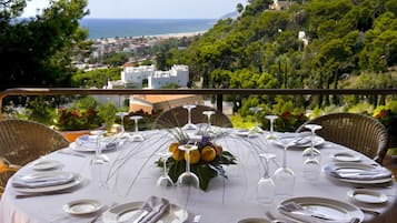 Breakfast, lunch, dinner served; Mediterranean cuisine, ocean views