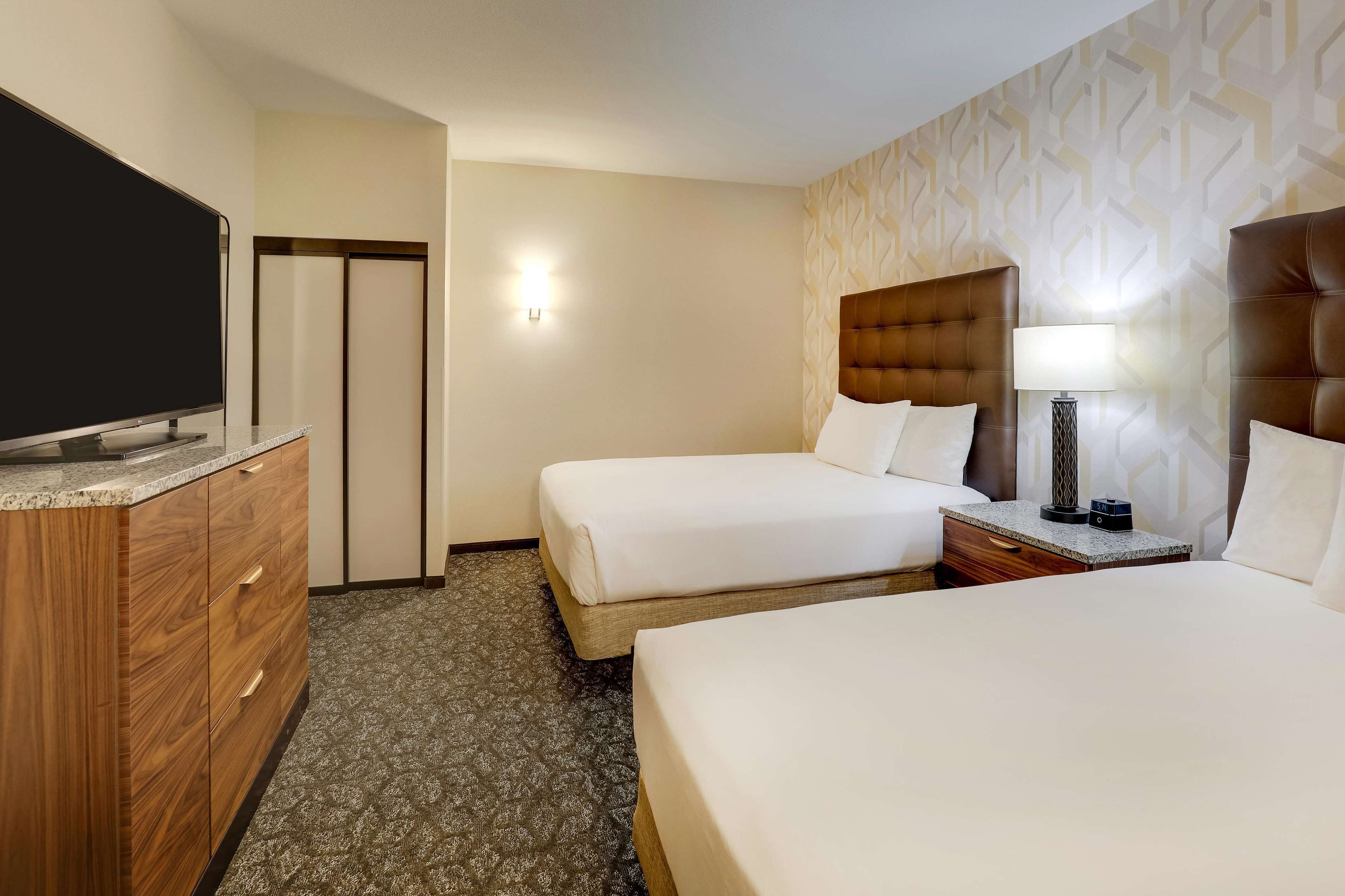 suite, 2 queen beds, accessible, refrigerator & microwave (sofabed, 2 rooms, tub) | 1 bedroom, pillow-top beds, desk, laptop workspace