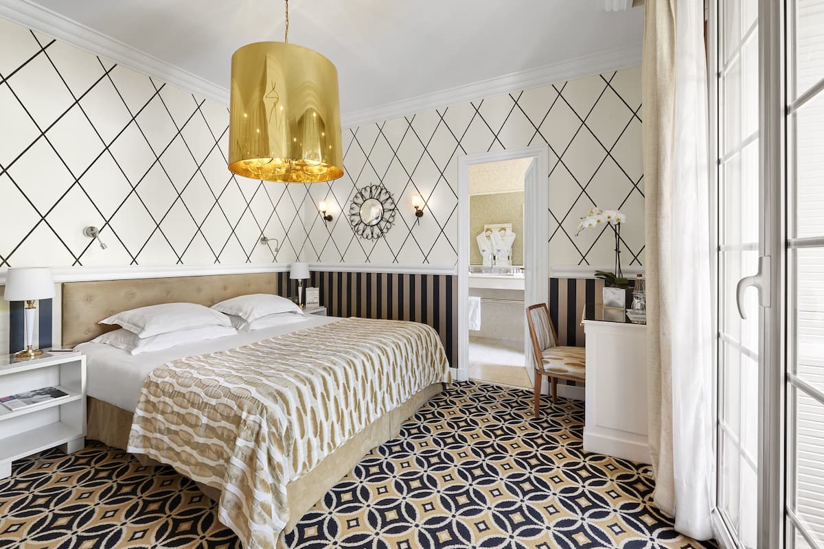 Premium bedding, minibar, in-room safe, individually decorated