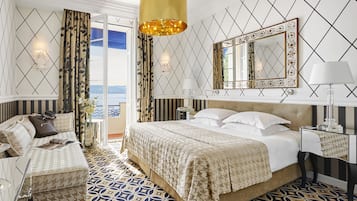 Camera Deluxe, vista mare | Biancheria da letto di alta qualità, minibar, una cassaforte in camera
