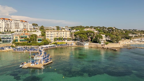 Hotel Belles Rives