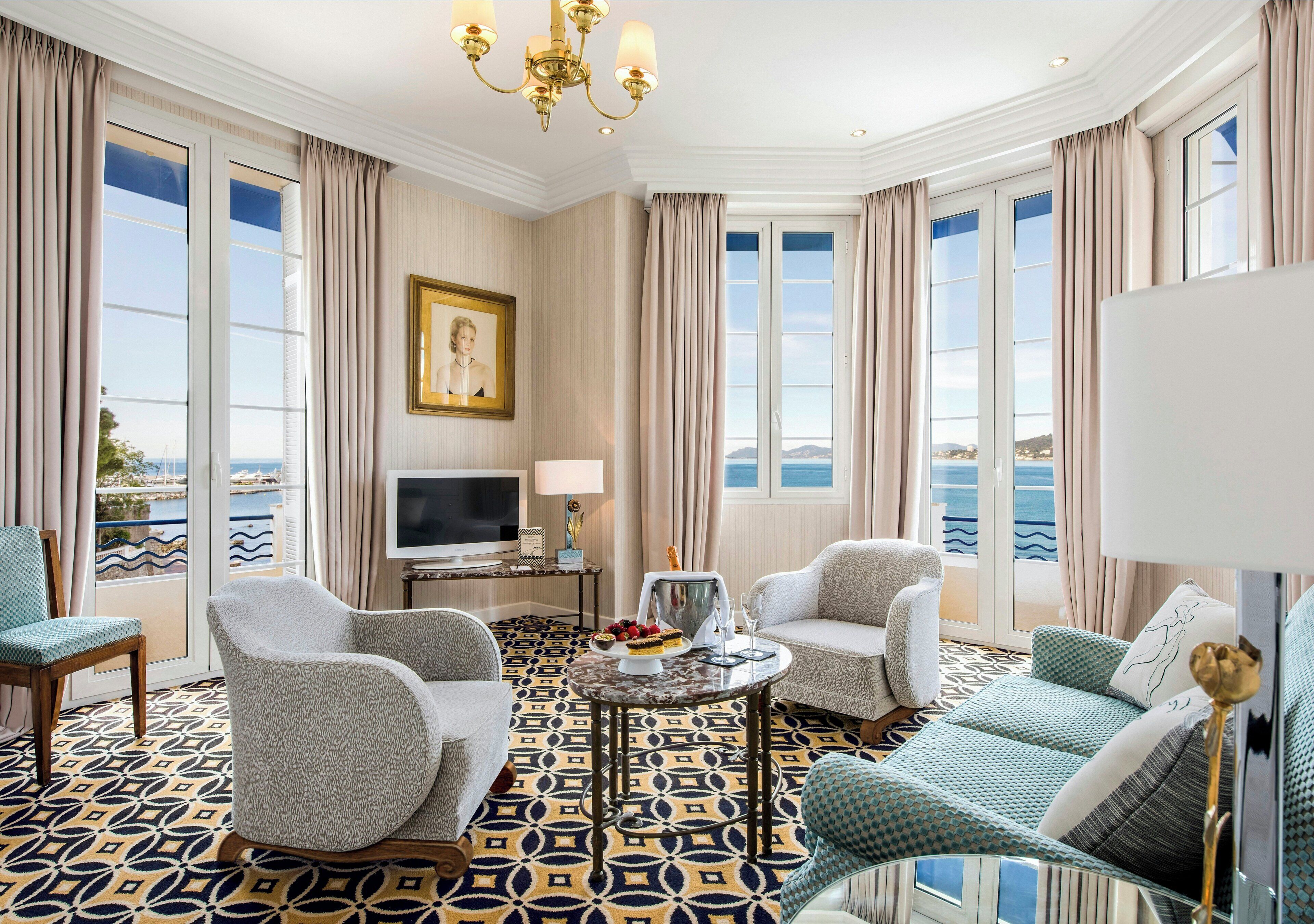 Suite, vue mer | Literie de qualité supérieure, minibar, coffres-forts dans les chambres