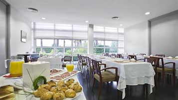 Daily buffet breakfast (EUR 12 per person)