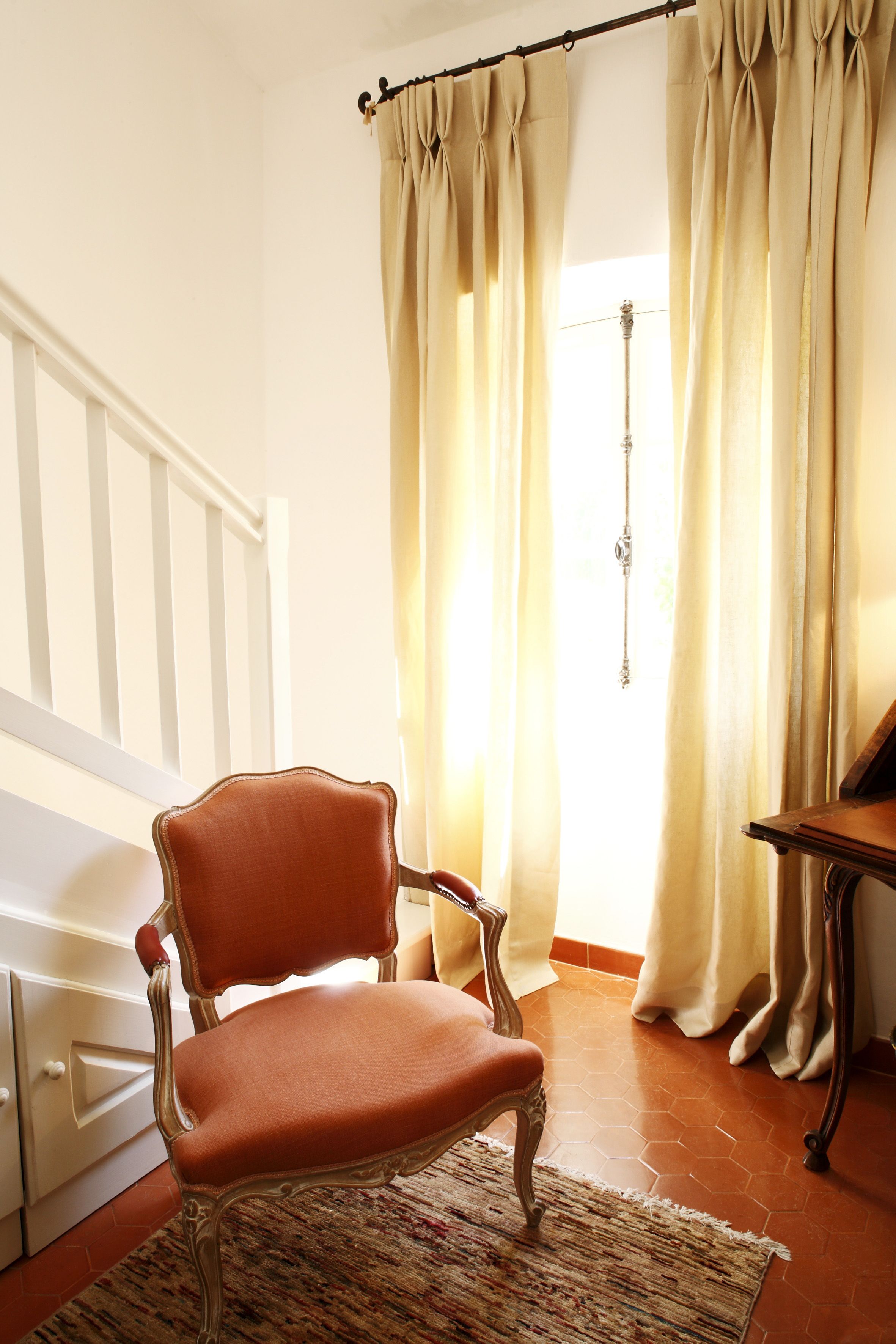 standard room | premium bedding, minibar, in-room safe, desk