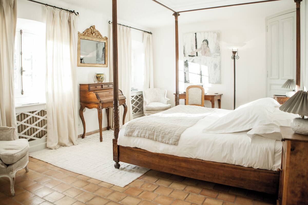 Habitación Deluxe doble | Ropa de cama de alta calidad, minibar, caja fuerte y escritorio