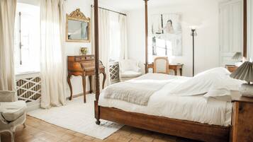 Doppia Deluxe | Biancheria da letto di alta qualità, minibar, una cassaforte in camera