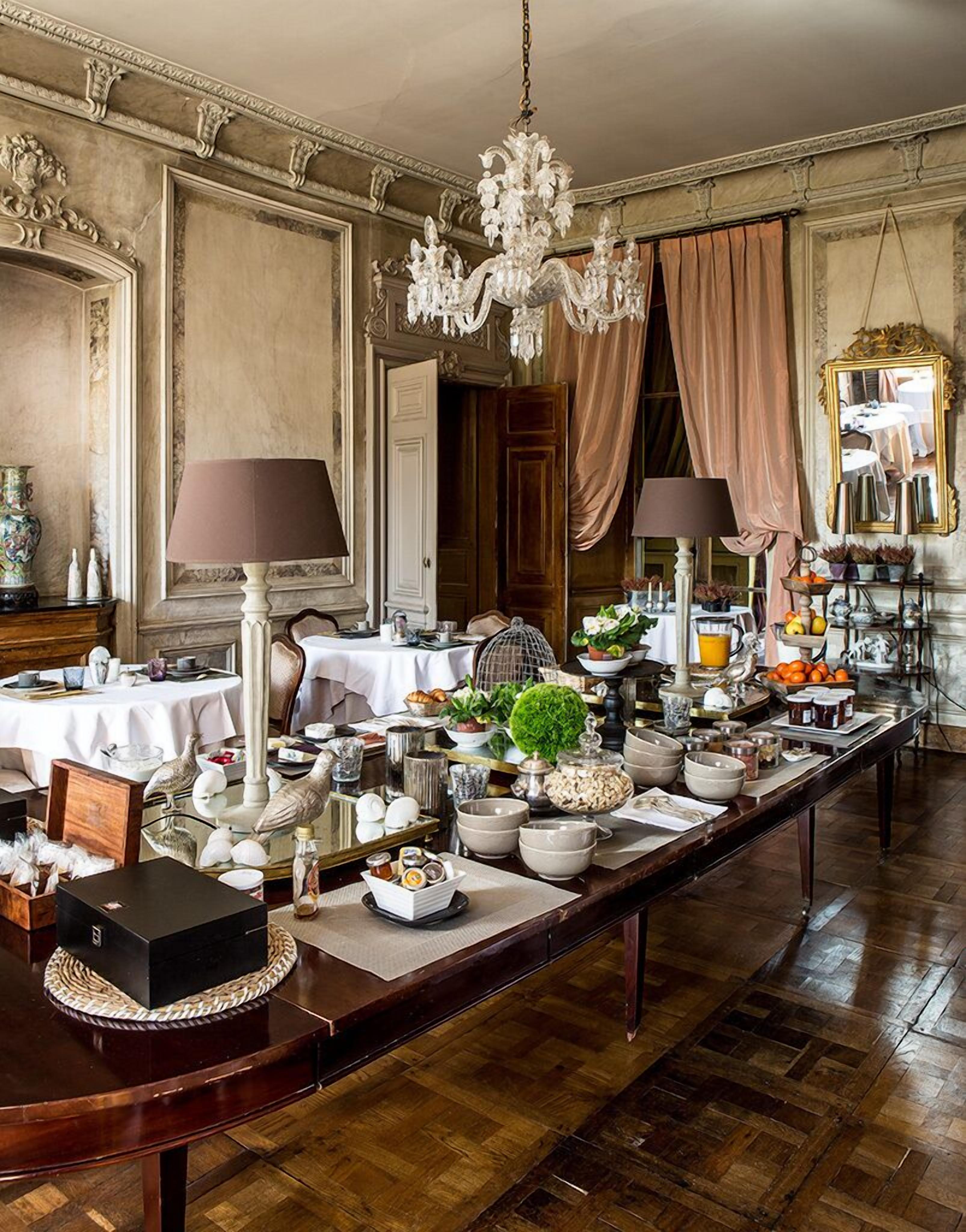 daily buffet breakfast (eur 18 per person)