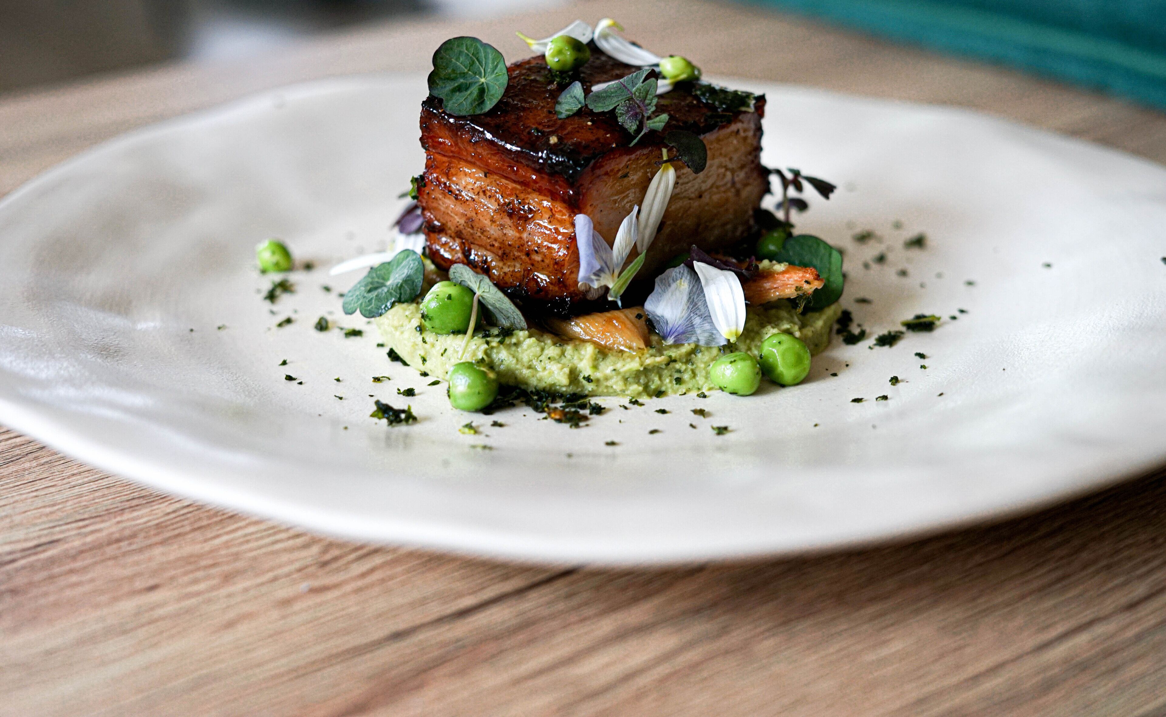 breakfast, lunch, dinner served; french cuisine