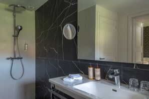 Bathroom - Le Château d Etoges (Etoges)