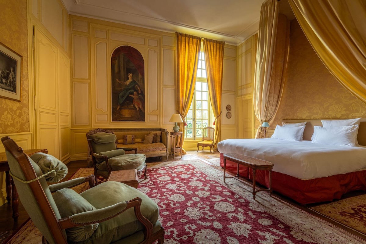 Chambre Signature double | Literie de qualité, bureau, accès au Wi-Fi (inclus), literie fournie