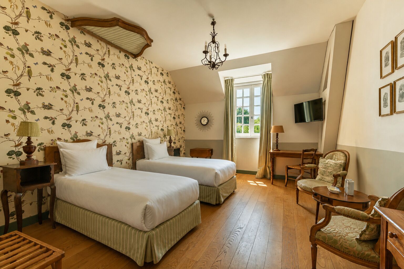Comfort Twin Room, 2 Twin Beds, Annex Building | Premium bedding, desk, free WiFi, bed sheets