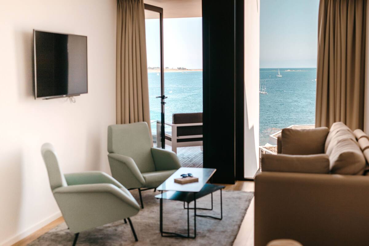 La Terrasse Suite Familiale, vue Mer | 고급 침구, 객실 내 금고, 방음 설비, 다리미/다리미판