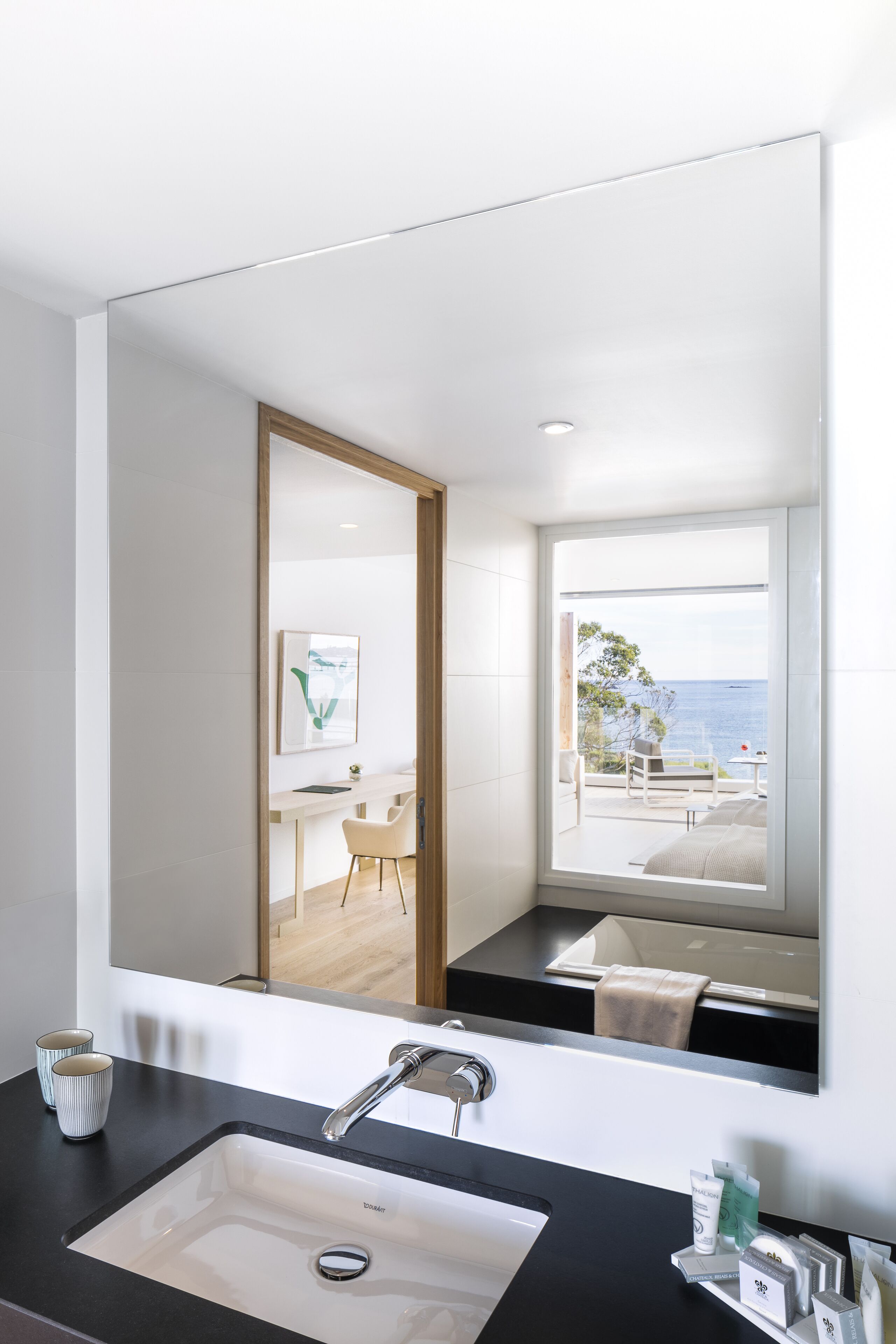 suite, sea, villa | bathroom | free toiletries, hair dryer, bathrobes, slippers