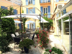 Exterior - Hôtel de l'Olivier (Cannes)