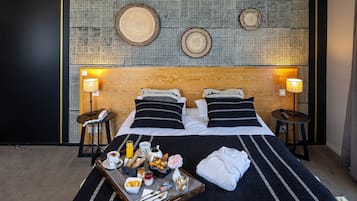 Chambre Privilege Manoir | Ropa de cama de alta calidad, caja fuerte, escritorio
