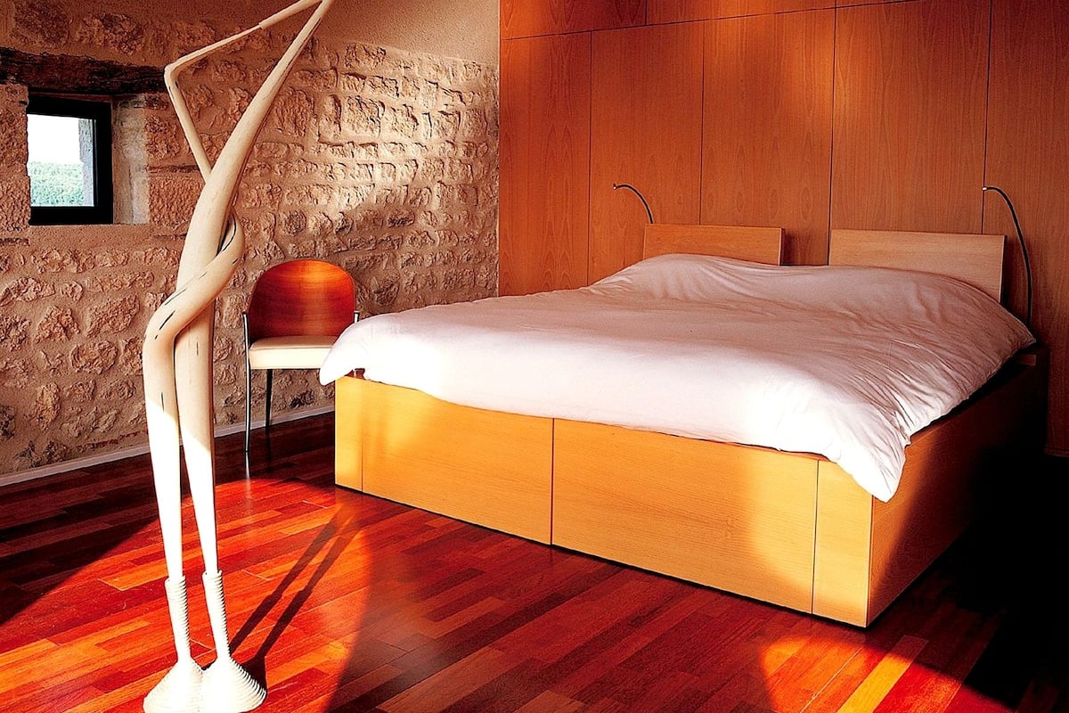 Suite Panoramique non refundable deposit of 30% of the total stay at the time of the booking | Minibar, in-room safe, desk, soundproofing