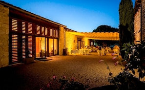 Front of property - evening/night