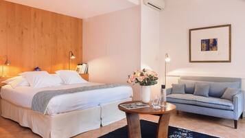 Chambre Standard (2 - Standard Room - max 2) | Minibar, coffres-forts dans les chambres, chambres insonorisées