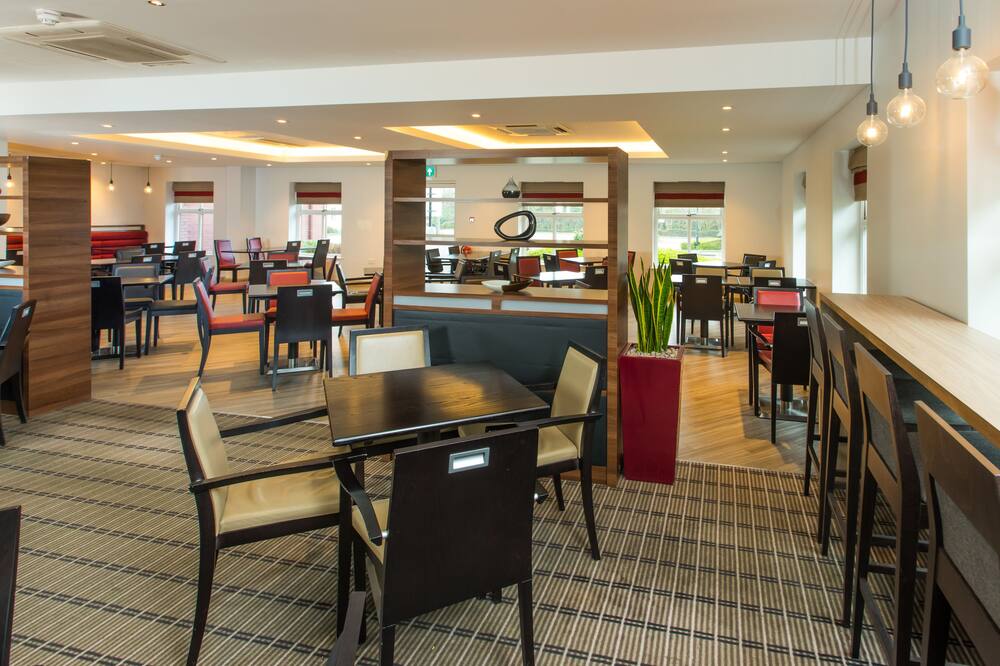 Photo - Holiday Inn Express Bristol - Filton by IHG