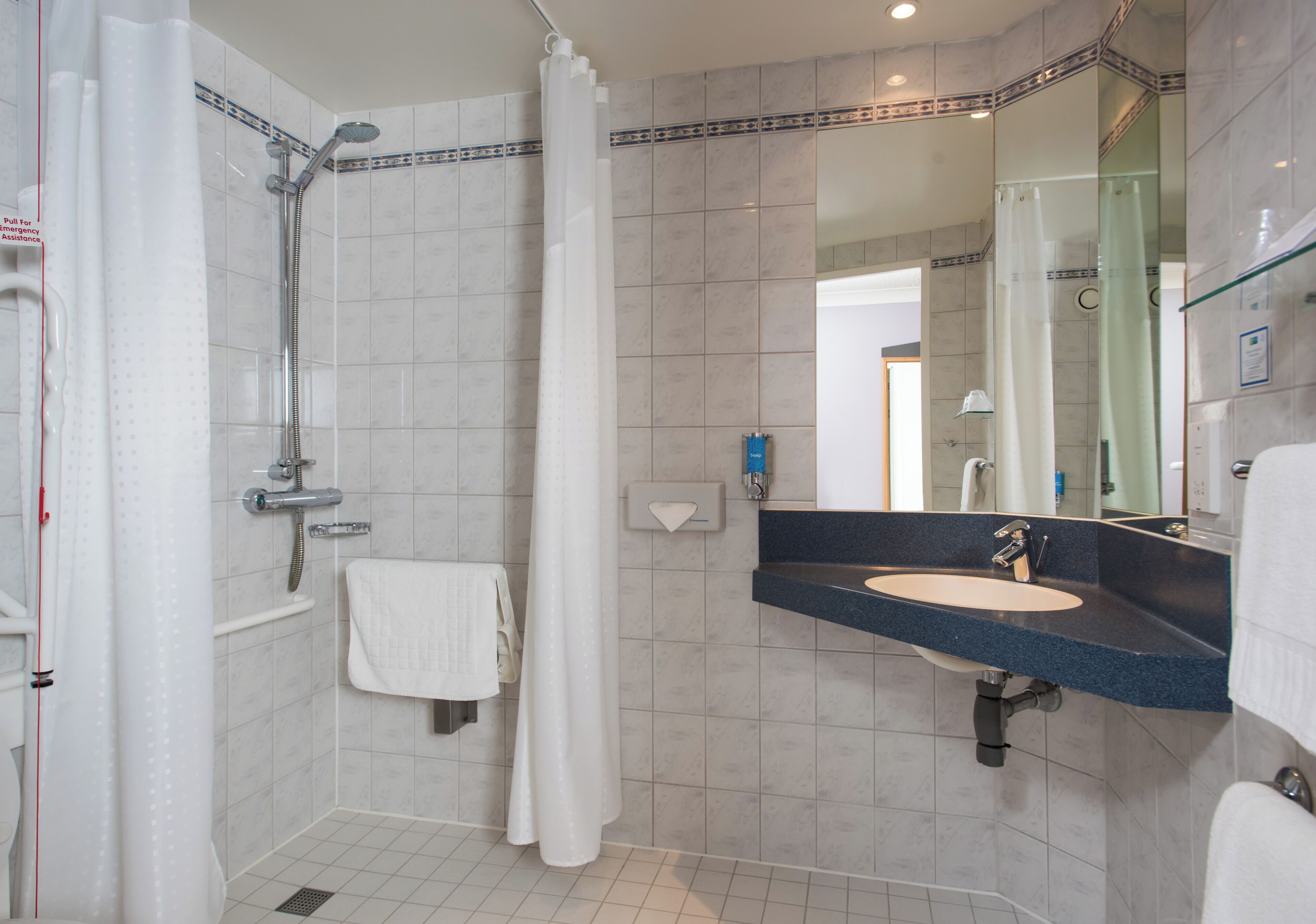 Photo - Holiday Inn Express Bristol - Filton by IHG