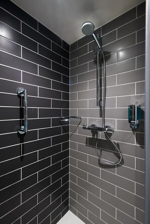 Douche de la salle de bain