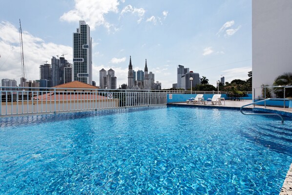 Outdoor pool, sun loungers