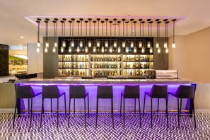 Bar (on property) - Crowne Plaza Panama by IHG (Panama City)