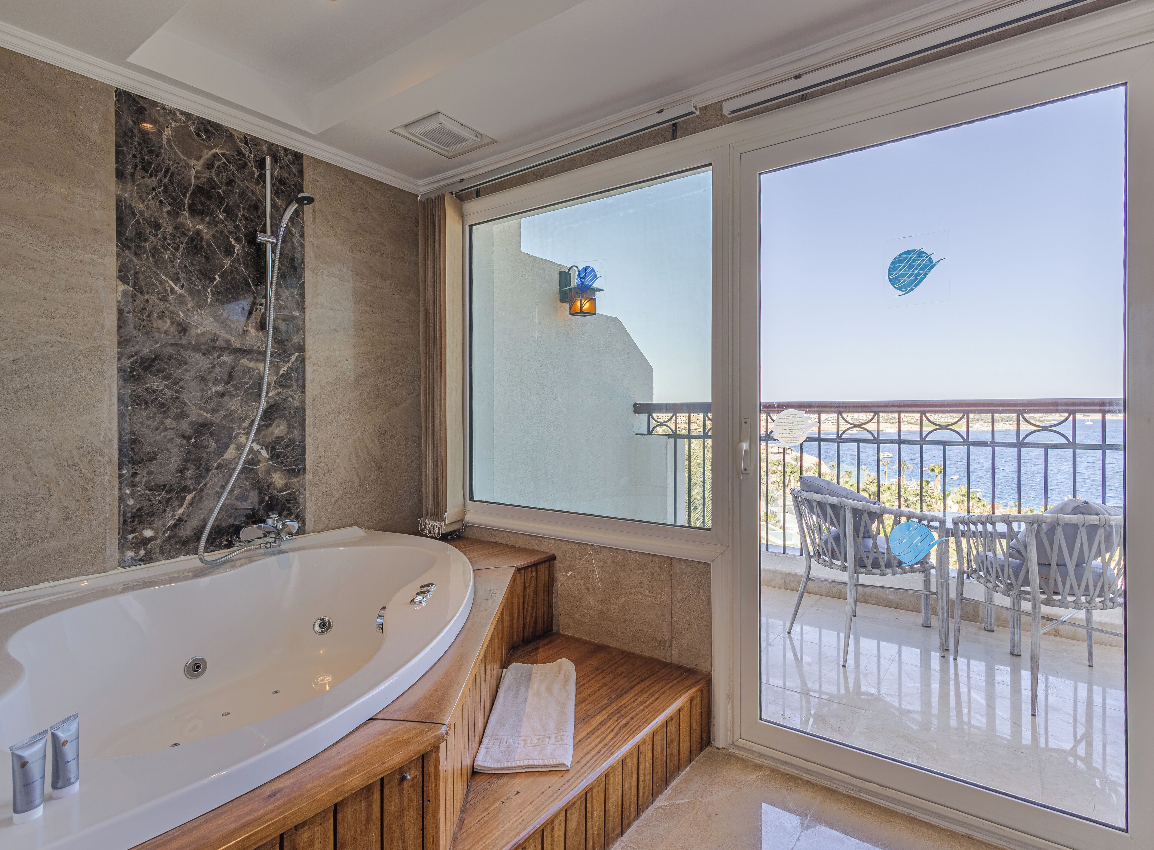 premium jacuzzi room sea view (adults only) | 3 bedrooms, egyptian cotton sheets, pillow-top beds, minibar