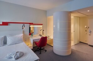 Premium bedding, minibar, desk, soundproofing