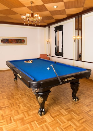 Billards