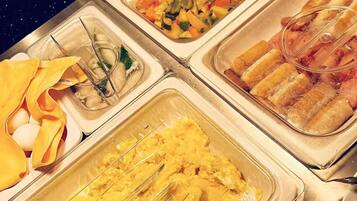 Dagelijks ontbijtbuffet (EUR 19 per persoon)