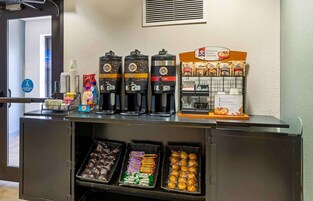 Desayuno para llevar gratuito y diario