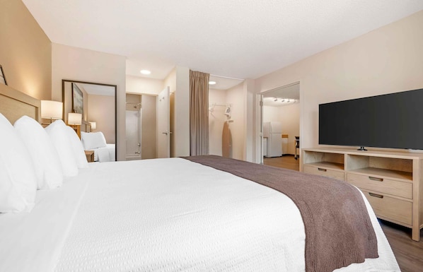 Desk, iron/ironing board, free WiFi, bed sheets