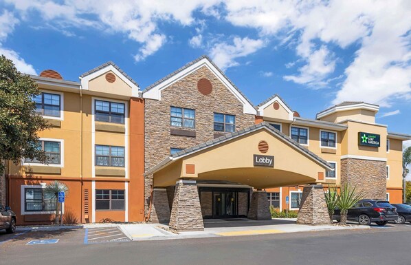 Exterior - Extended Stay America Suites Carlsbad Village by the Sea (Carlsbad)