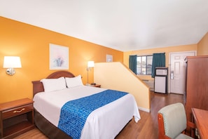 Suite estudio, 1 cama Queen size, para no fumadores | Escritorio, tabla de planchar con plancha y cunas gratuitas