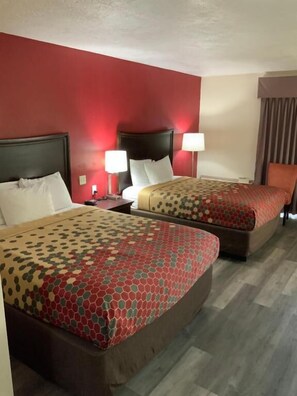 1 chambre, bureau, fer et planche à repasser, Wi-Fi gratuit