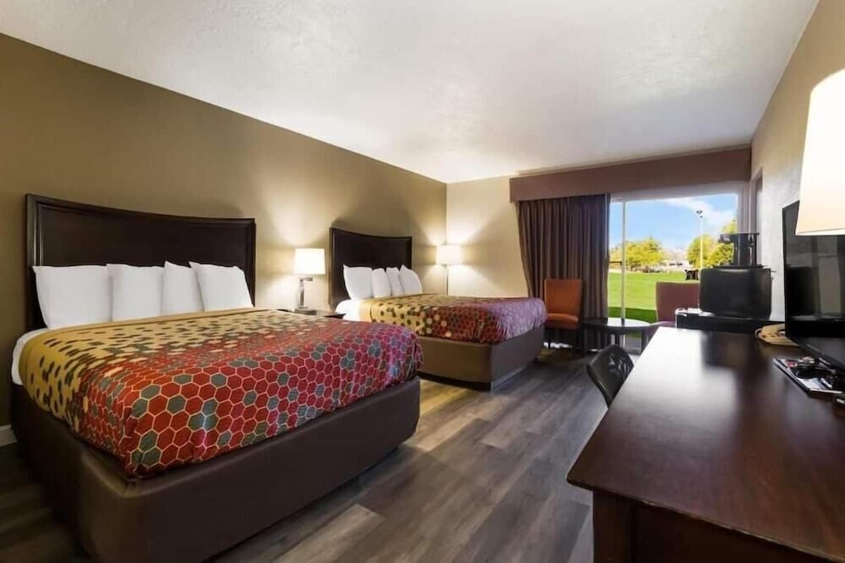 1 bedroom, desk, iron/ironing board, free WiFi
