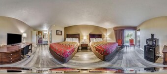 Perry Inn & Suites National Fairground I 75