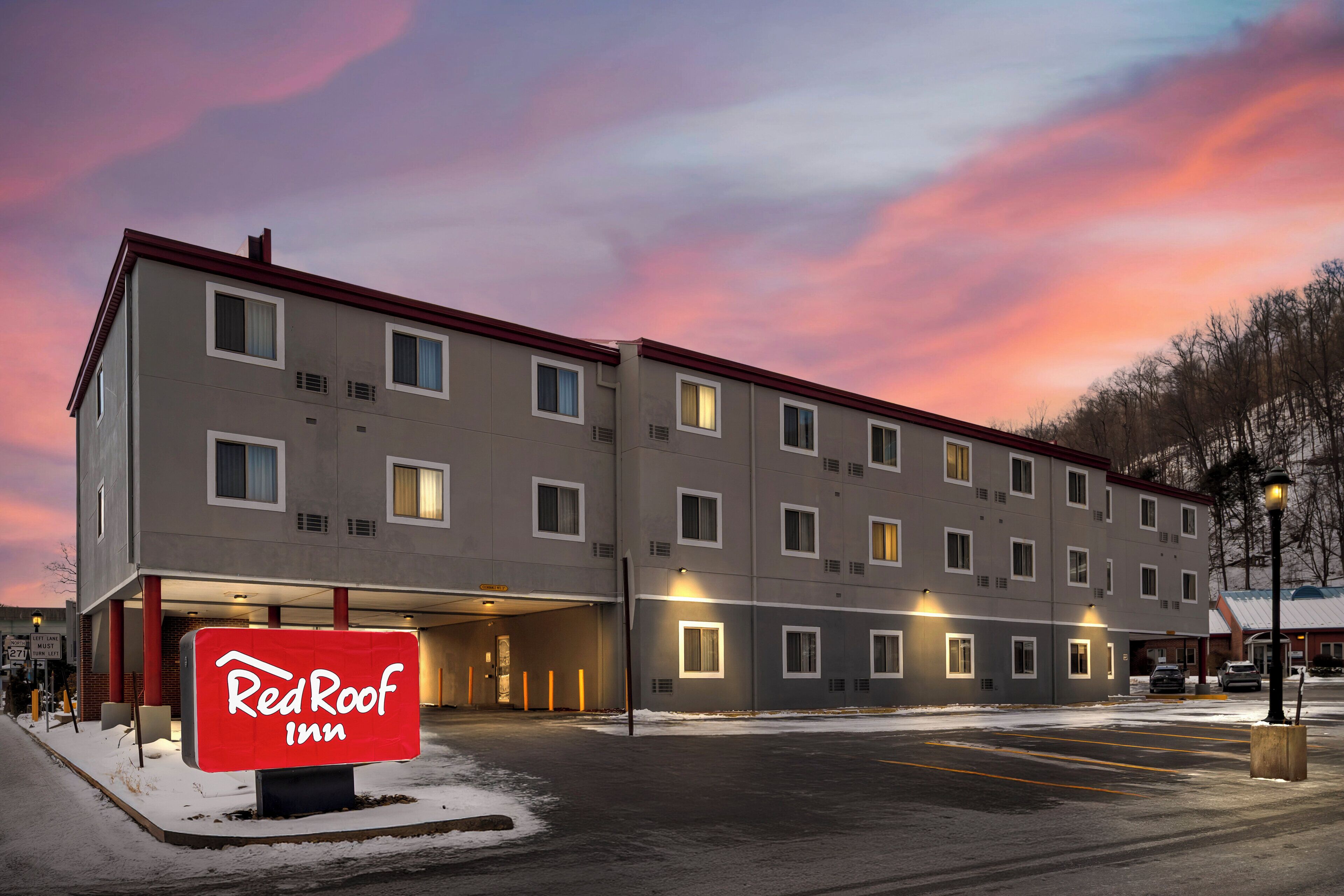 Fassade der Unterkunft – Abend/Nacht