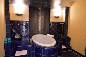 Sauna, hammam, soins corporels, enveloppements corporels
